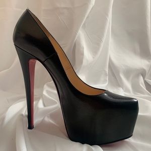 Christian Louboutin Daffodile Platform Black Pumps